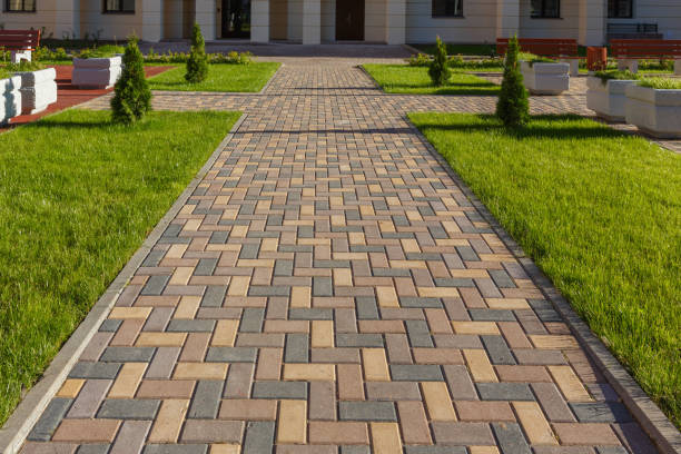 Best Professional Driveway Pavers  in Macungie, PA